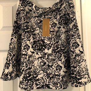 NWT Francesca Black and White Rose Skirt